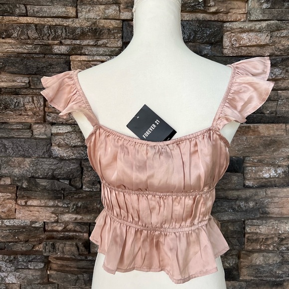 Forever 21 Pink Ruffle Crop Top - Picture 8 of 12